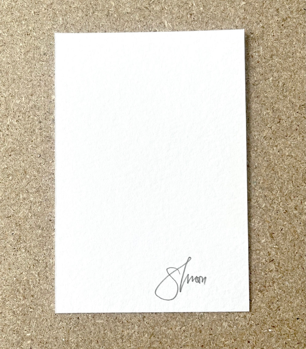 Rückseite eines kleinen Prints mit der Signatur des Künstlers Simon Blume