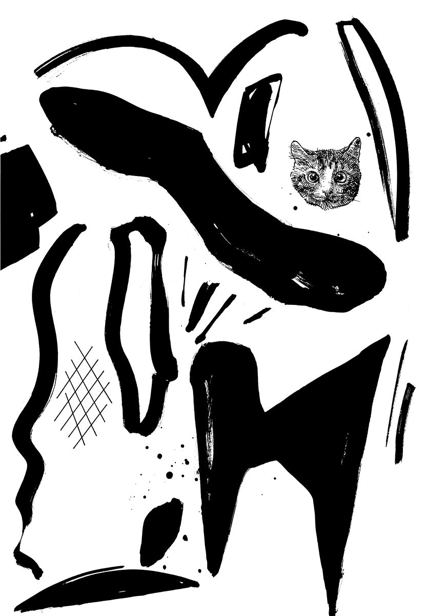Die schwarze Linienzeichnung auf weißem Papier zeigt mehrere fett-schwarze abstrakte Formen. Aus diesen schaut in der linken oberen Ecke ein süßes Katzengesicht heraus, das den Betrachter anschaut. 